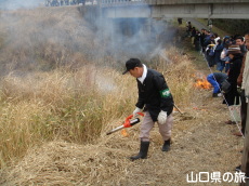 �H�g��R�Ă�