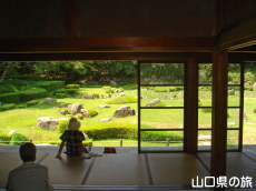 ��h����M��