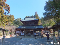 古熊神社の拝殿